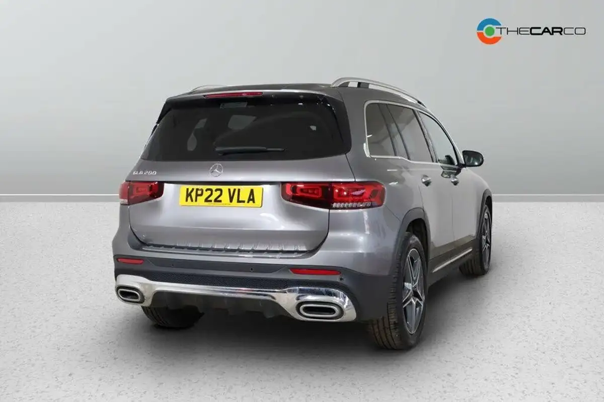 2022-mercedes-benz-glb-class-13-glb200-amg-line-premium-7g-tronic-big-6