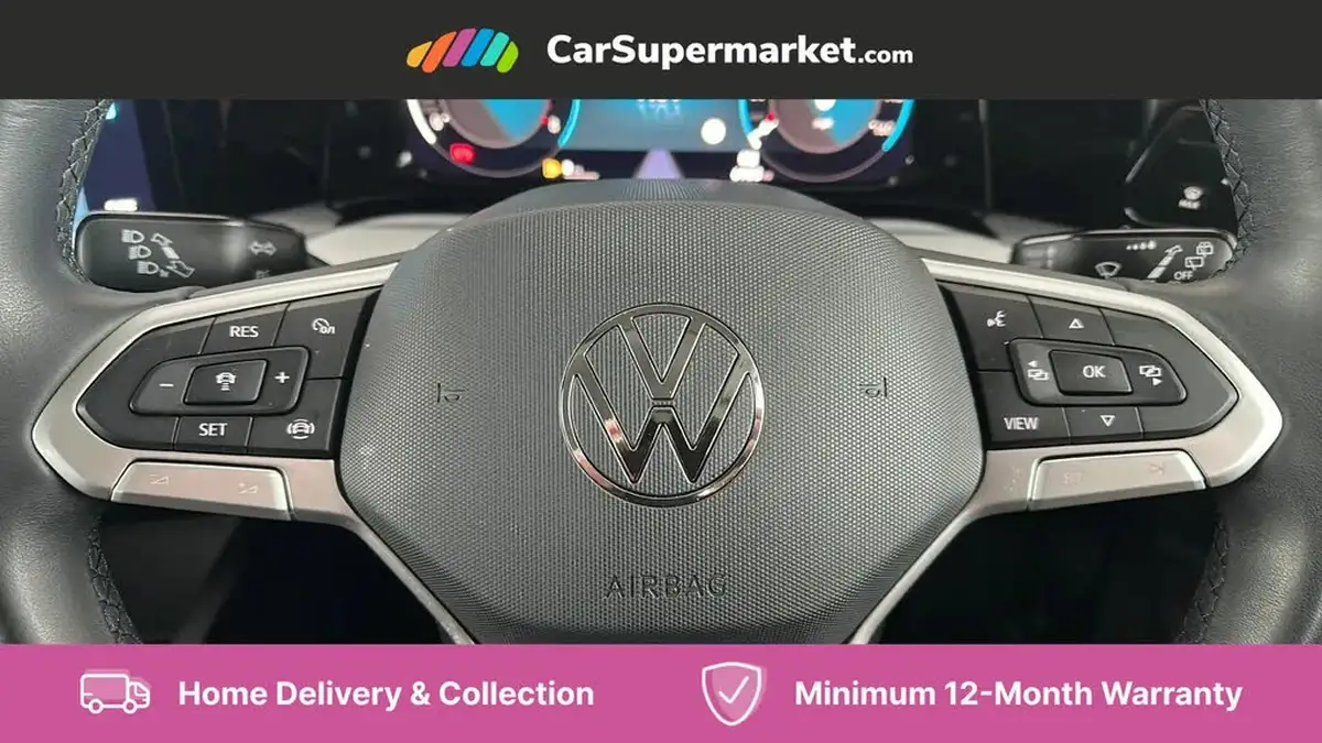 2023-volkswagen-golf-15-tsi-life-130ps-hatchback-big-24