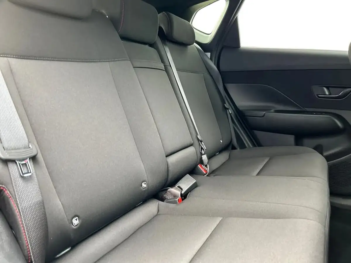 2024-hyundai-kona-16-gdi-n-line-141ps-dct-big-12