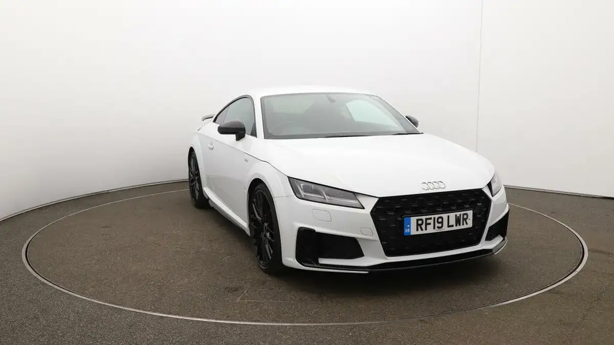 2019-audi-tt-coupe-20-40-tfsi-black-edition-big-31