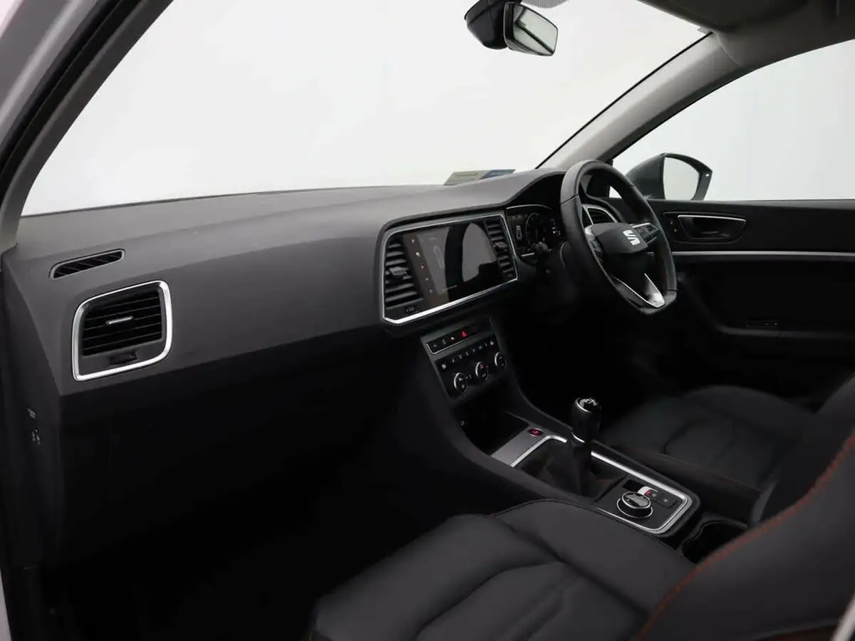 2023-seat-ateca-15-ecotsi-fr-sport-big-8