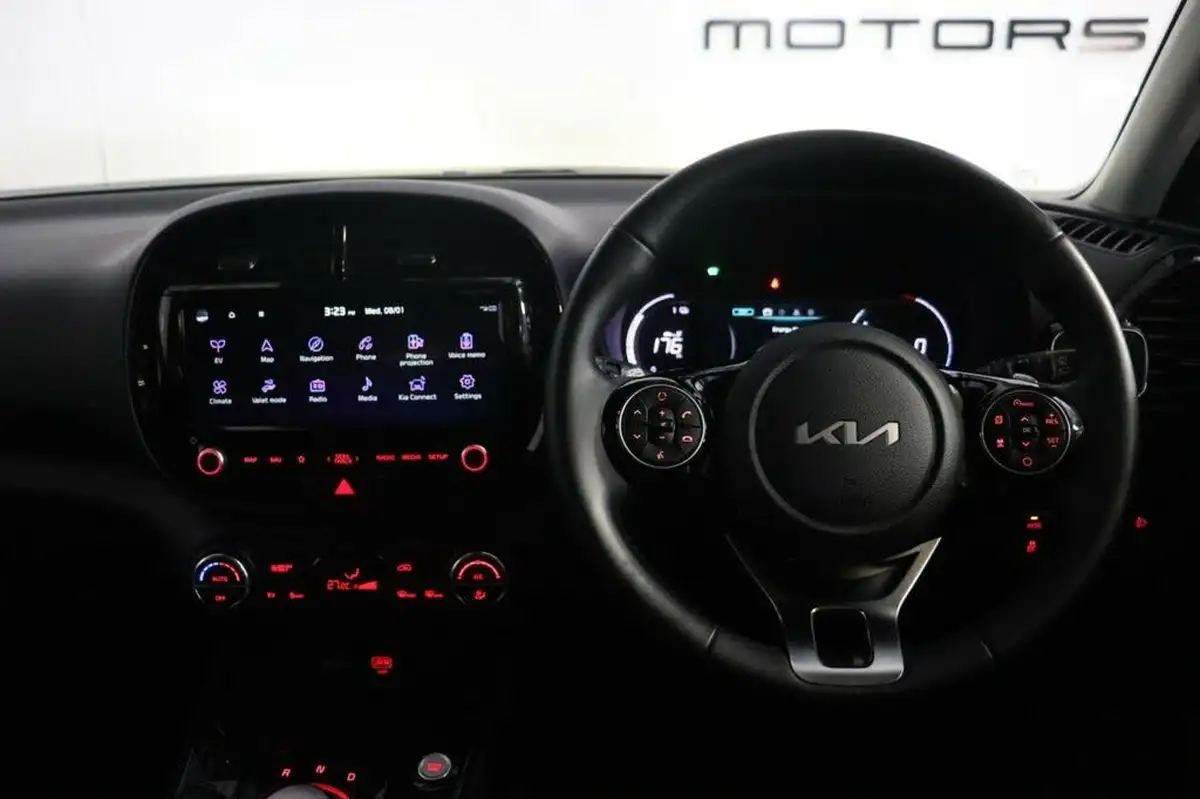 2022-kia-soul-ev-maxx-big-36