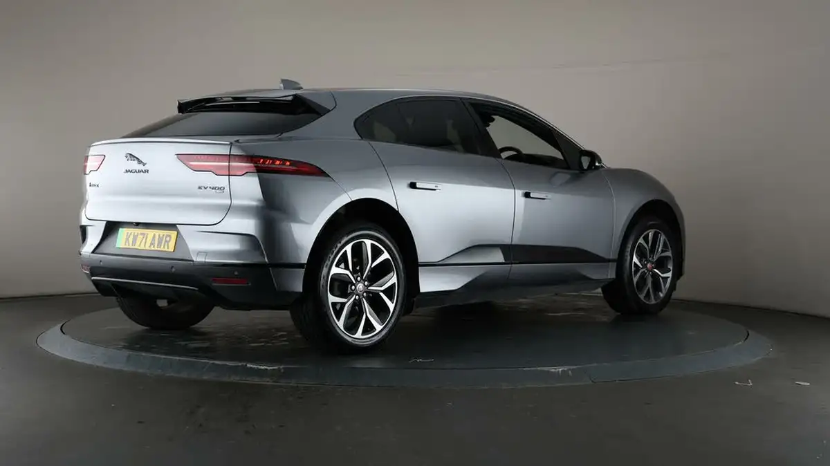 2022-jaguar-i-pace-ev400-hse-black-big-67