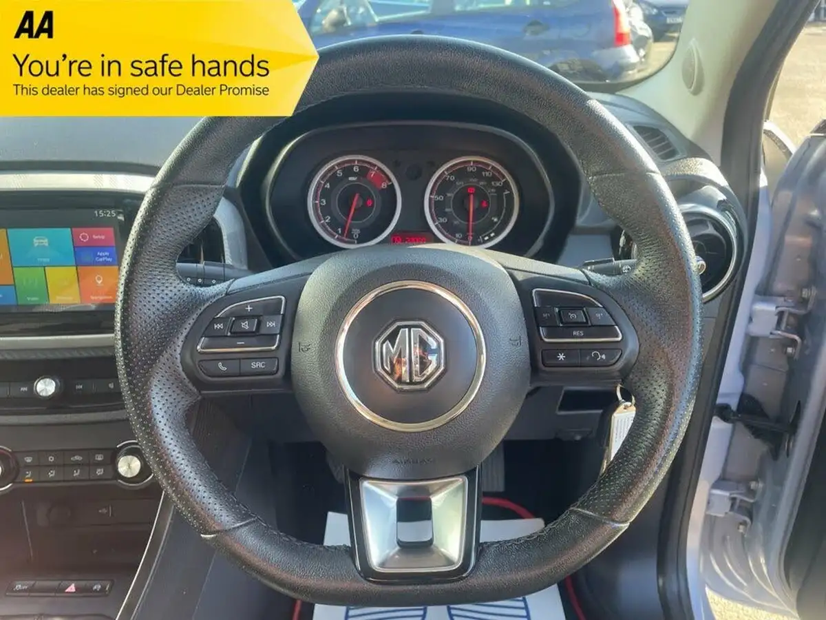2022-mg-mg3-15-vti-tech-exclusive-nav-big-21
