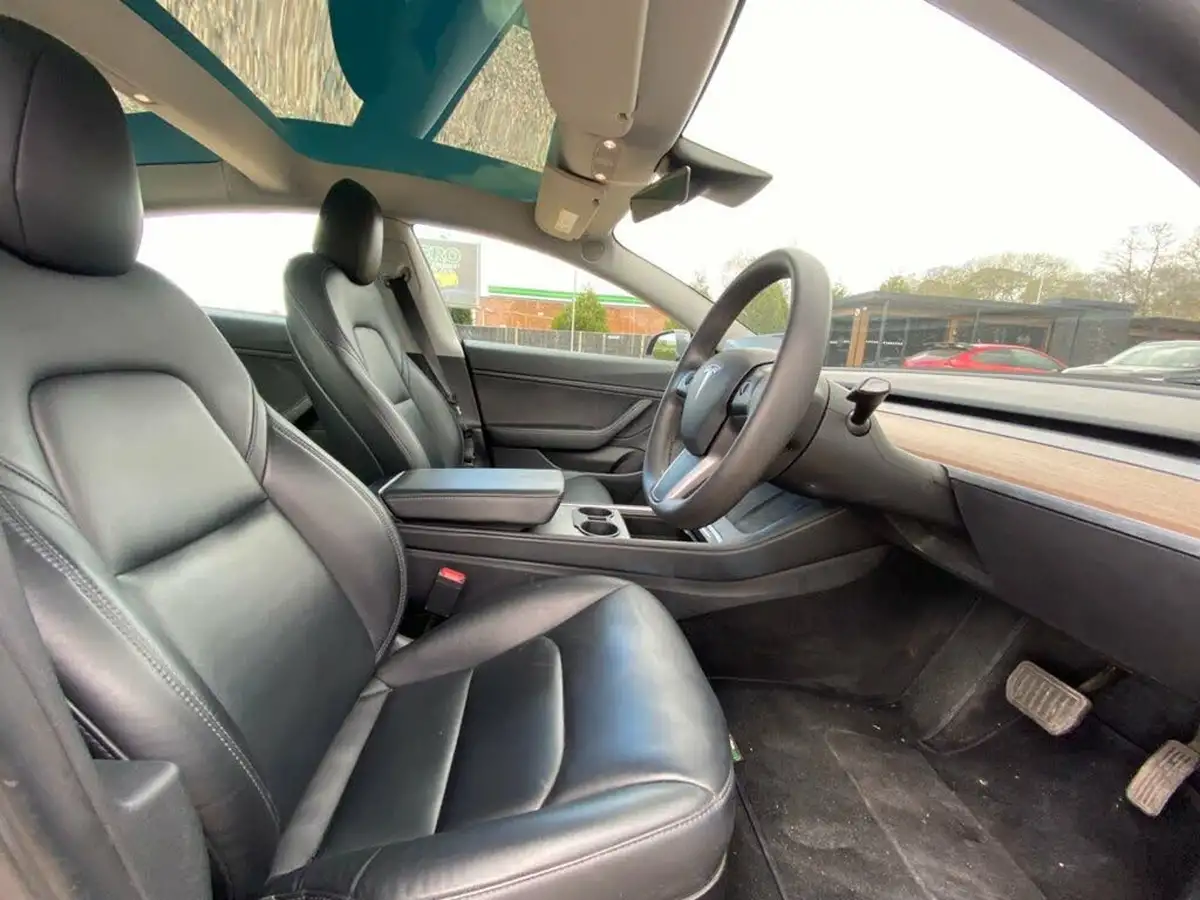 2020-tesla-model-3-e-standard-plus-big-15