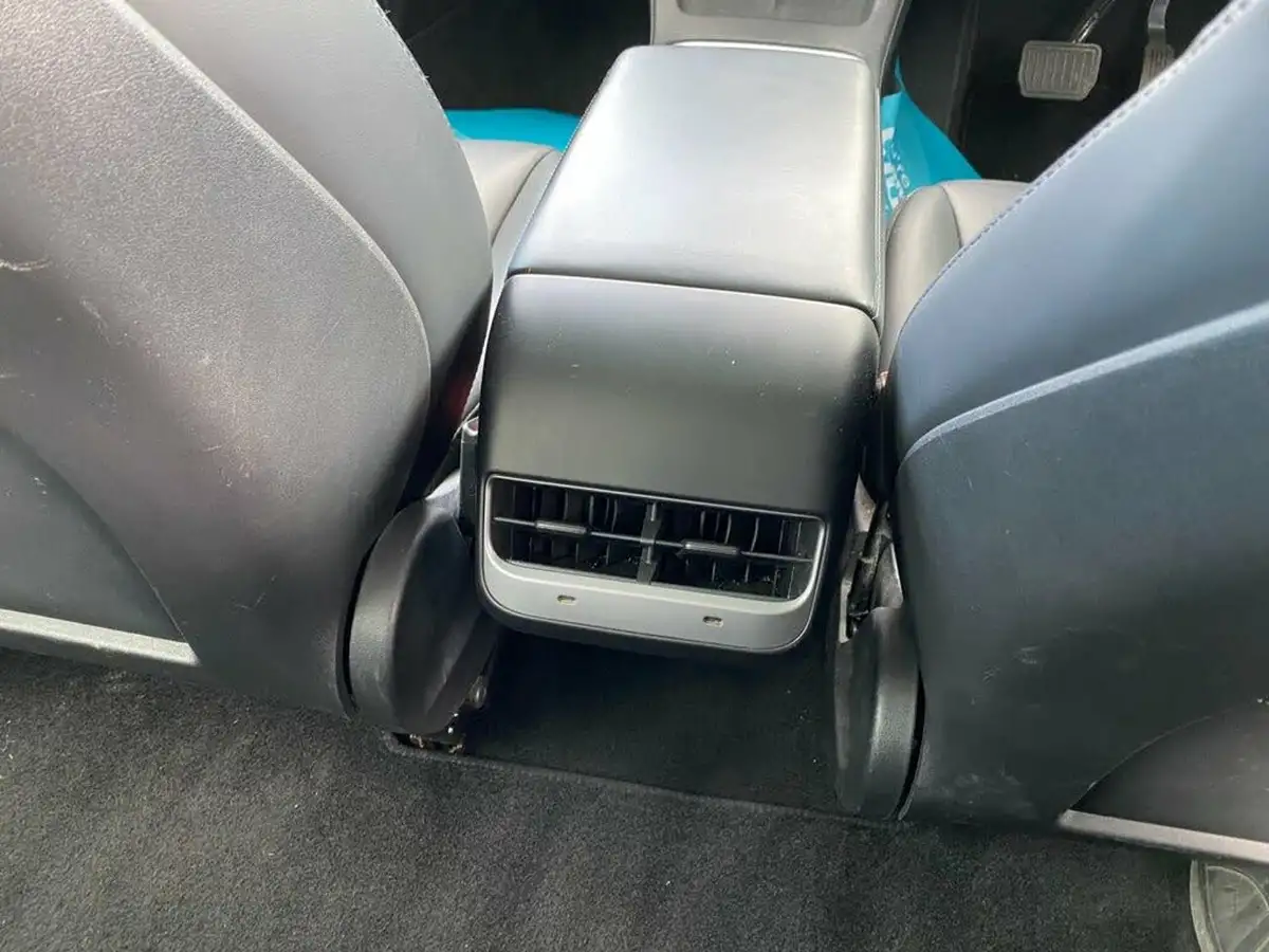 2020-tesla-model-3-e-standard-plus-big-39