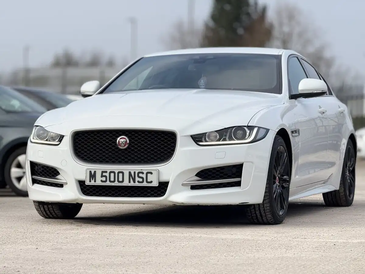 2016-jaguar-xe-20d-r-sport-180ps-auto-big-1