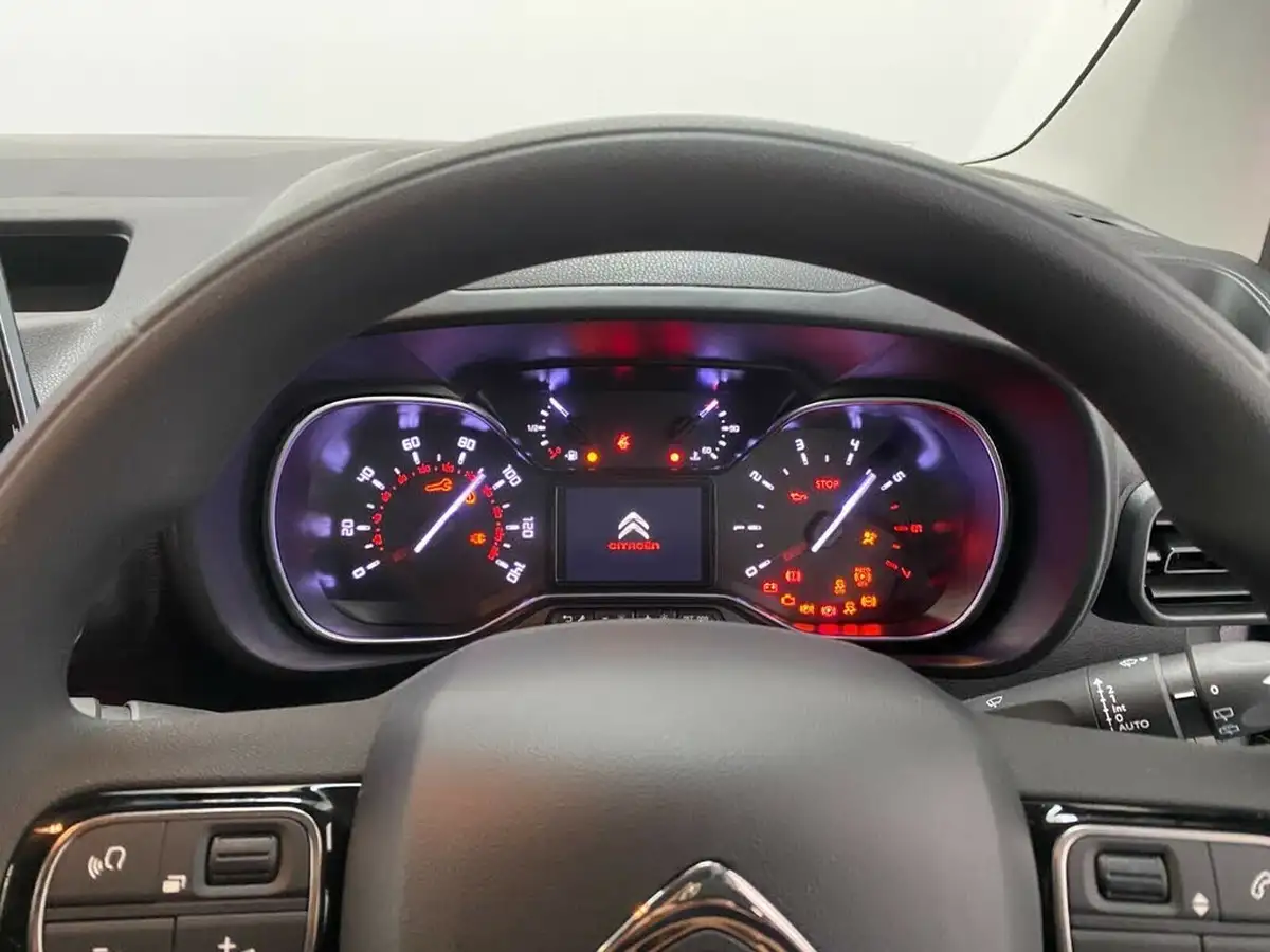 2023-citroen-berlingo-15-bluehdi-1000-driver-edition-100pseu6d-big-22