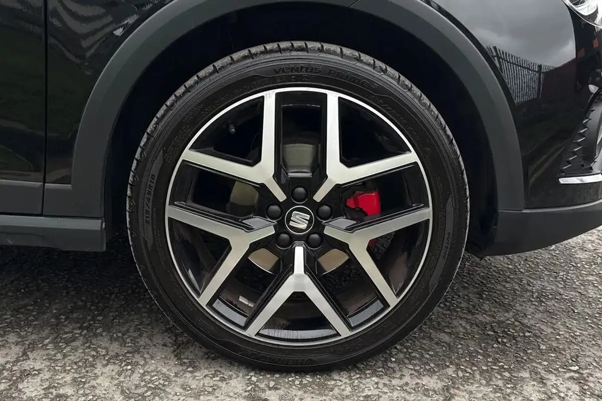 2021-seat-arona-10-tsi-fr-red-edition-big-6