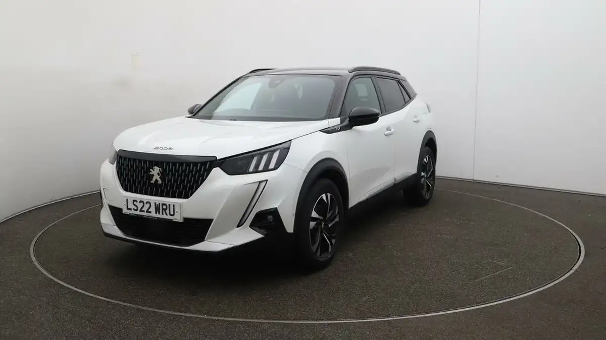 2022-peugeot-2008-suv-12-puretech-gt-big-31