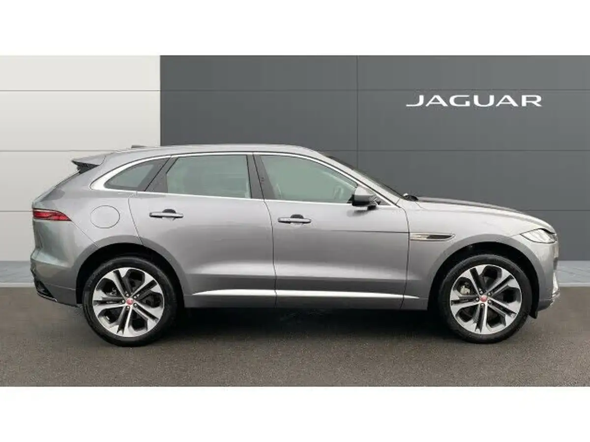 2022-jaguar-f-pace-20-d200-r-dynamic-hse-big-4