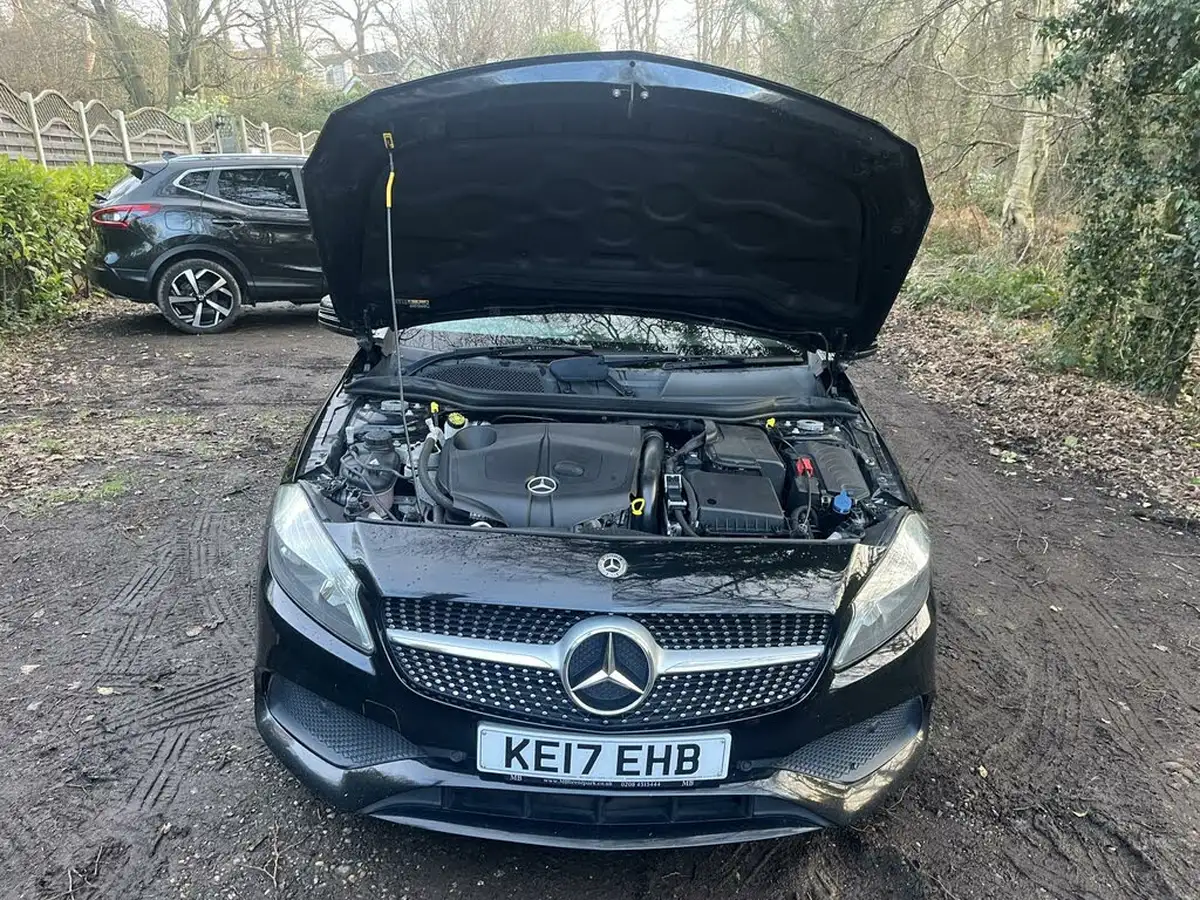 2017-mercedes-benz-a-class-21d-a200d-amg-line-ss-7g-dct-big-57