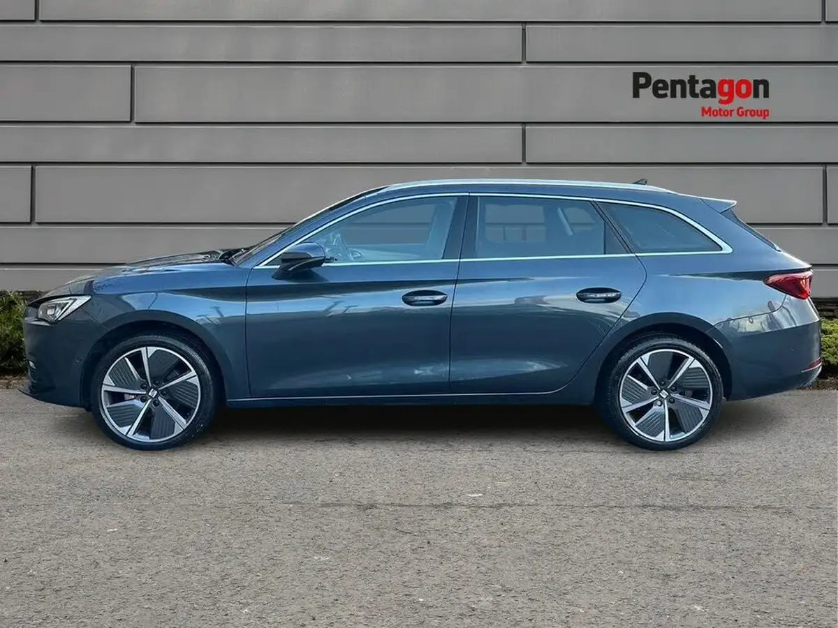 2021-seat-leon-15-etsi-xcellence-lux-estate-big-13
