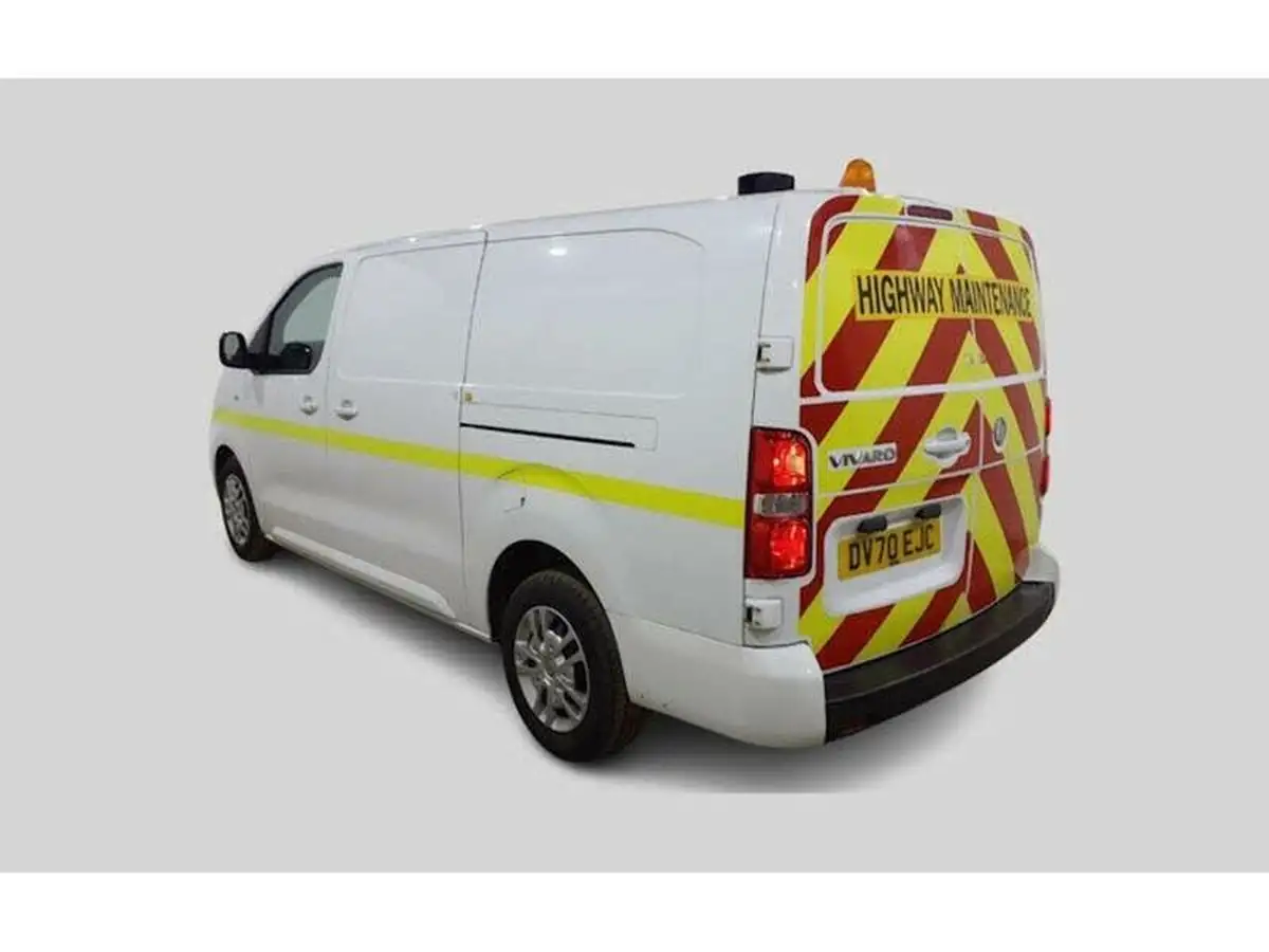 2020-vauxhall-vivaro-15td-2900-l2h1-sportive-big-9