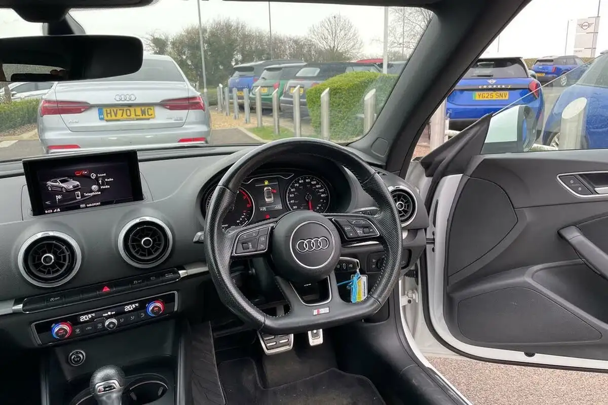 2018-audi-a3-cabriolet-20-tfsi-s-line-quattro-tronic-big-34