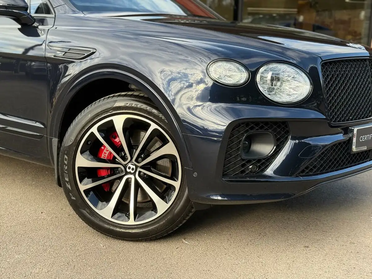 2022-bentley-bentayga-40-v8-big-6