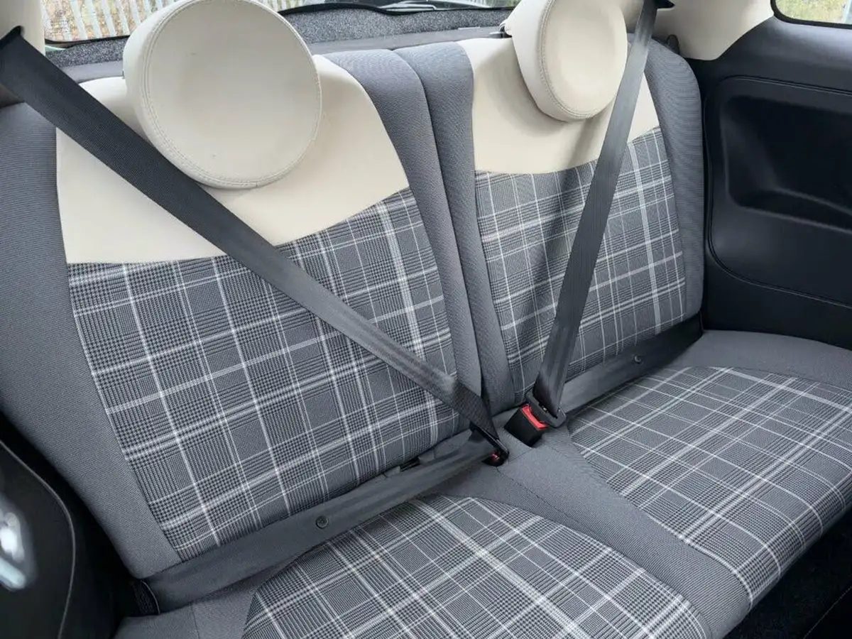 2018-fiat-500-12-lounge-big-40
