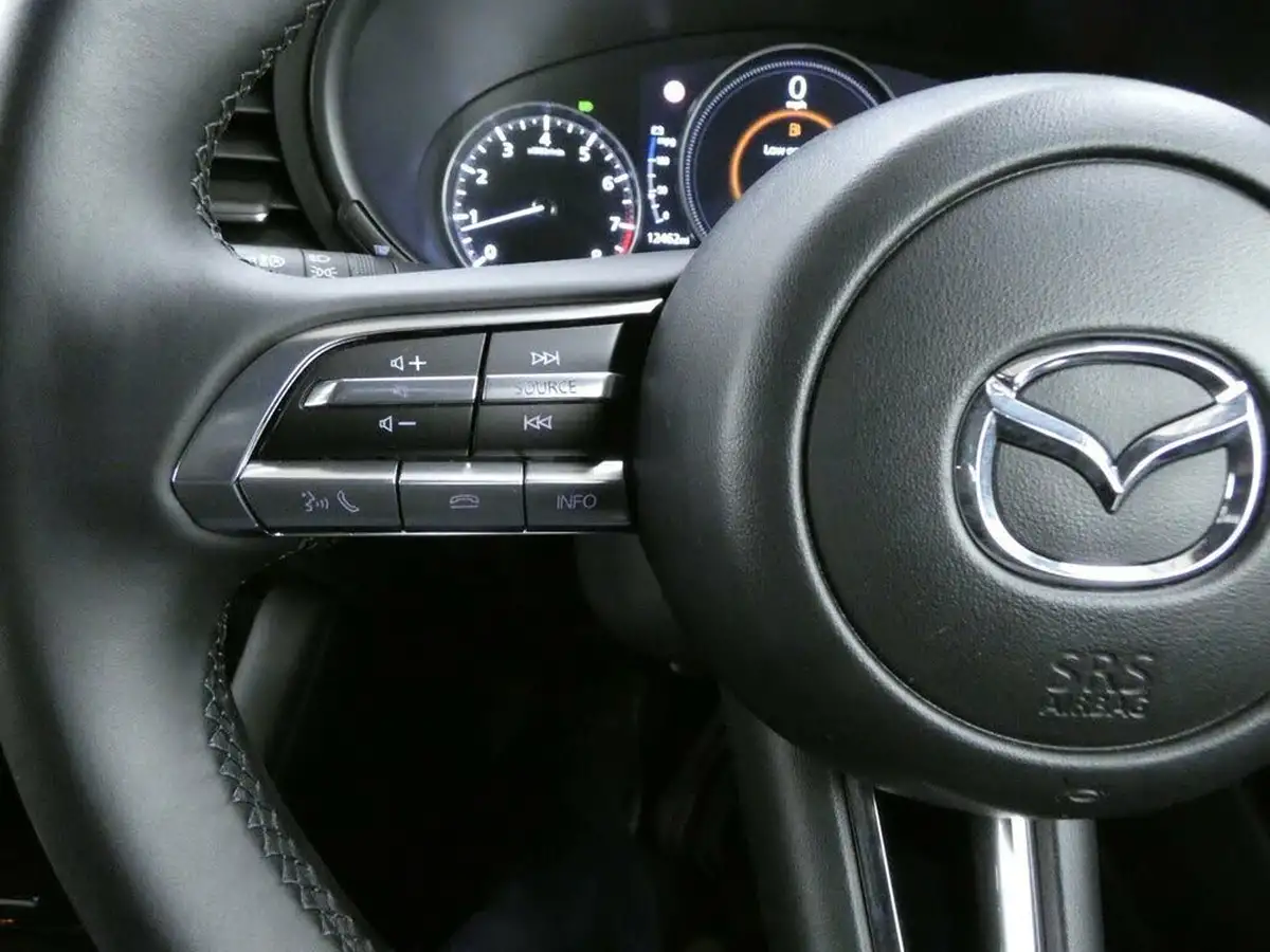 2022-mazda-mazda3-20-se-l-lux-186ps-hatchback-5d-big-13