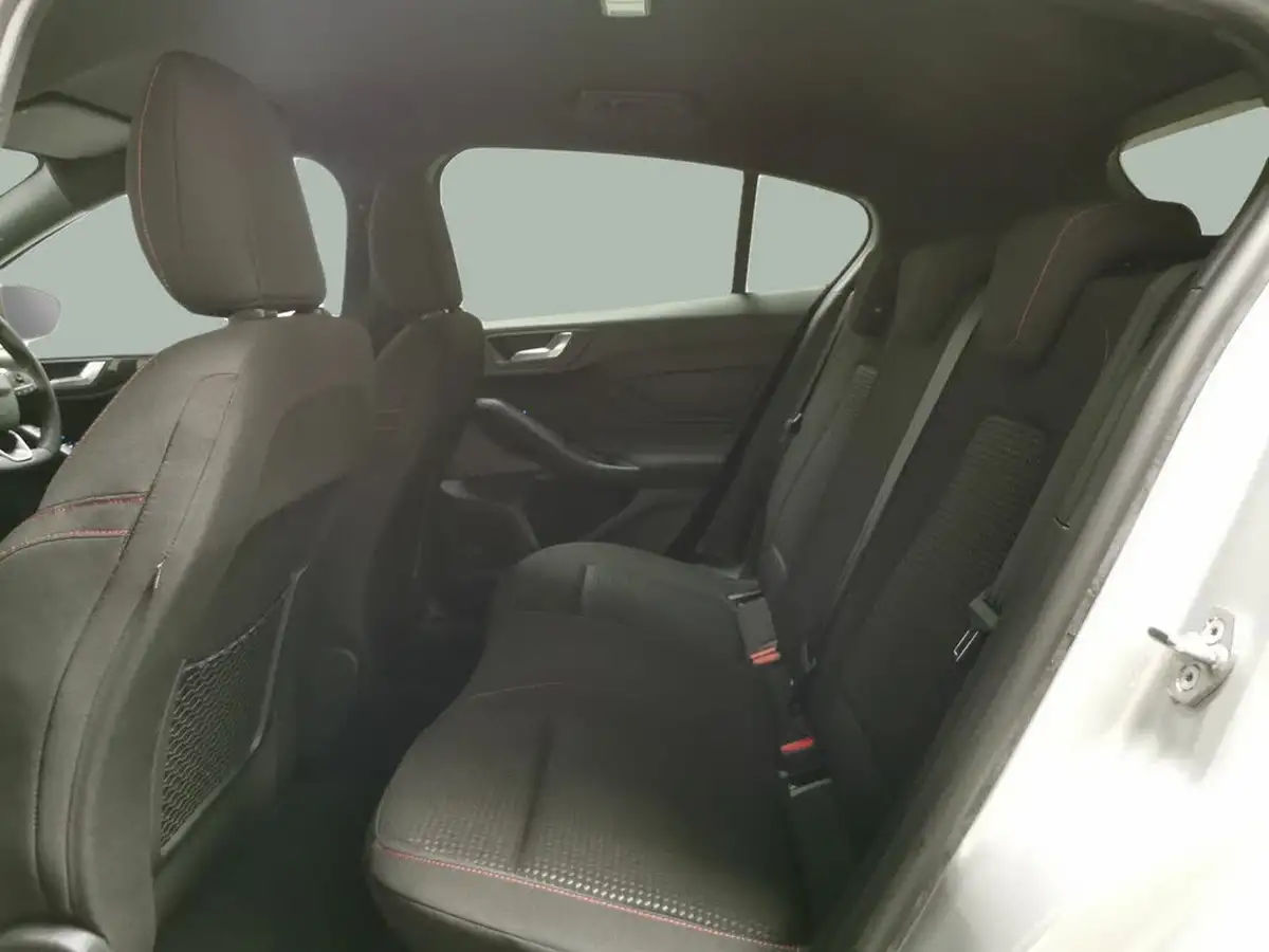 2021-ford-focus-10t-st-line-edition-125ps-hatchback-big-22