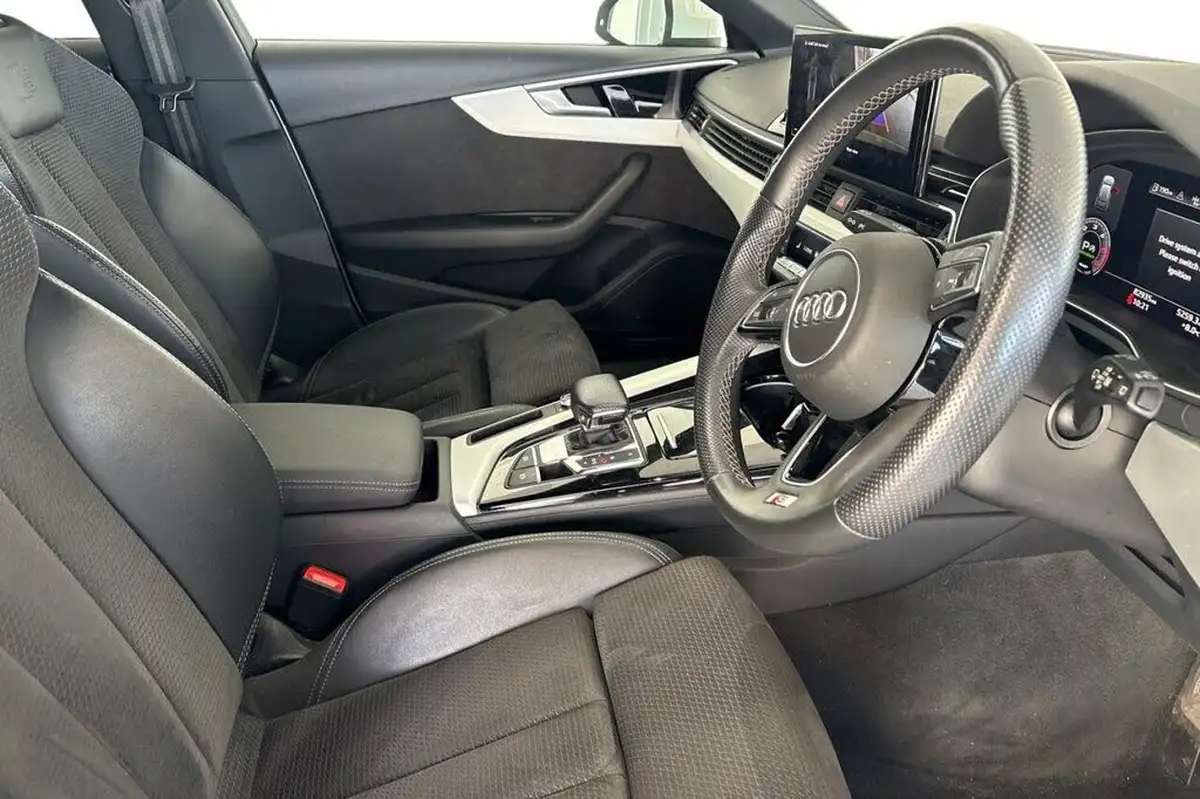 2020-audi-a4-avant-20-35-tdi-s-line-big-5