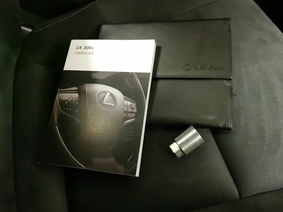 2022-lexus-ux-300e-e-ux-204ps-728kwh-big-37