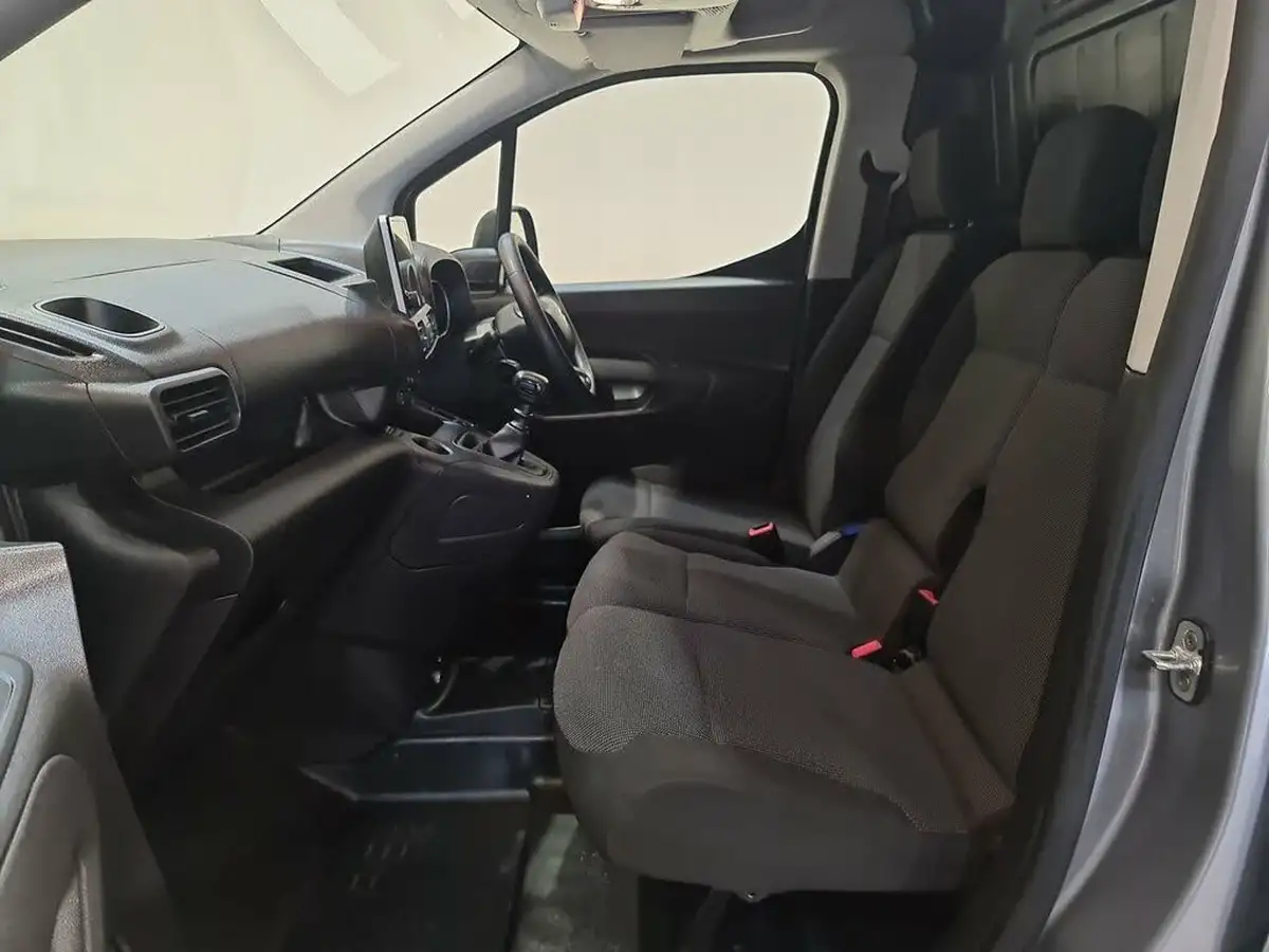 2024-citroen-berlingo-15-bluehdi-1000-enterprise-edition-100pseu6d-big-19