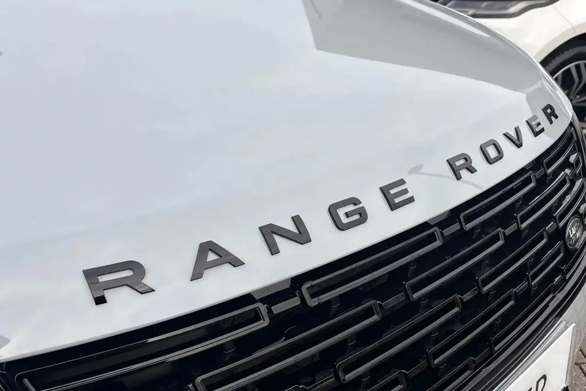 2024-land-rover-range-rover-velar-20-d200-dynamic-se-big-33