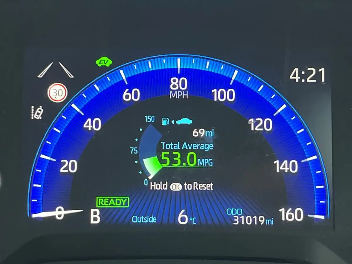 2021-toyota-corolla-18-vvt-i-icon-tech-trk-hatchback-5d-big-26
