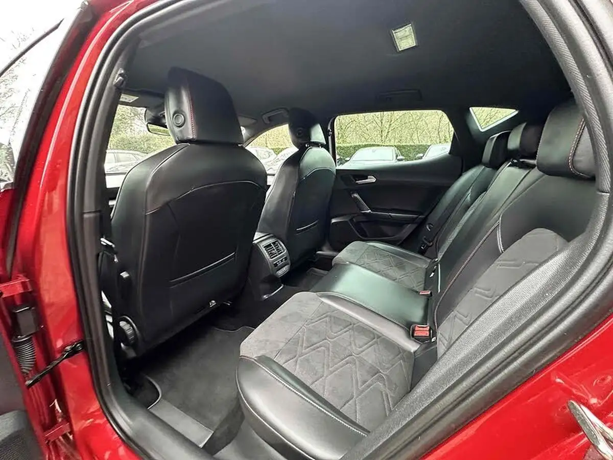 2022-seat-leon-big-29