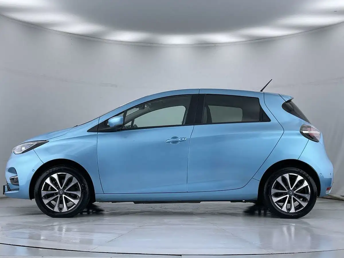 2020-renault-zoe-e-i-gt-line-rapid-charge-big-15
