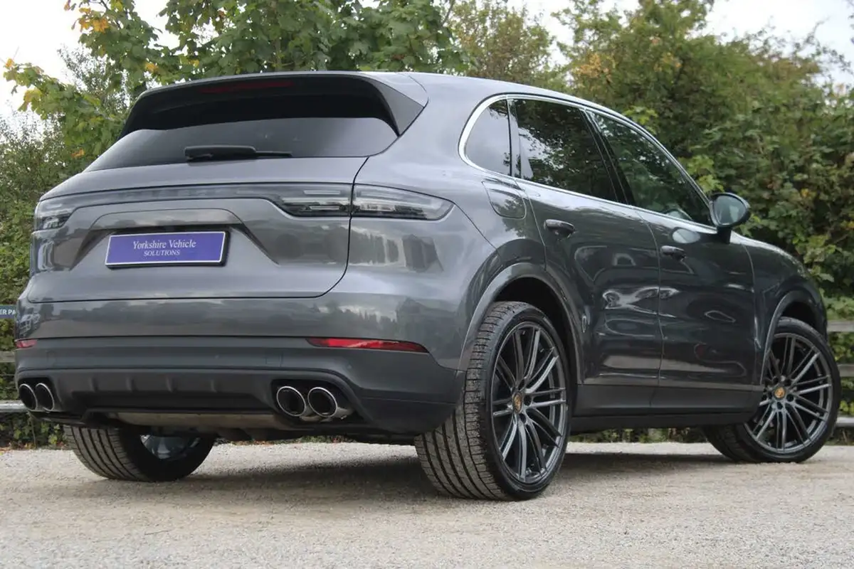 2020-porsche-cayenne-30-v6-station-wagon-big-17