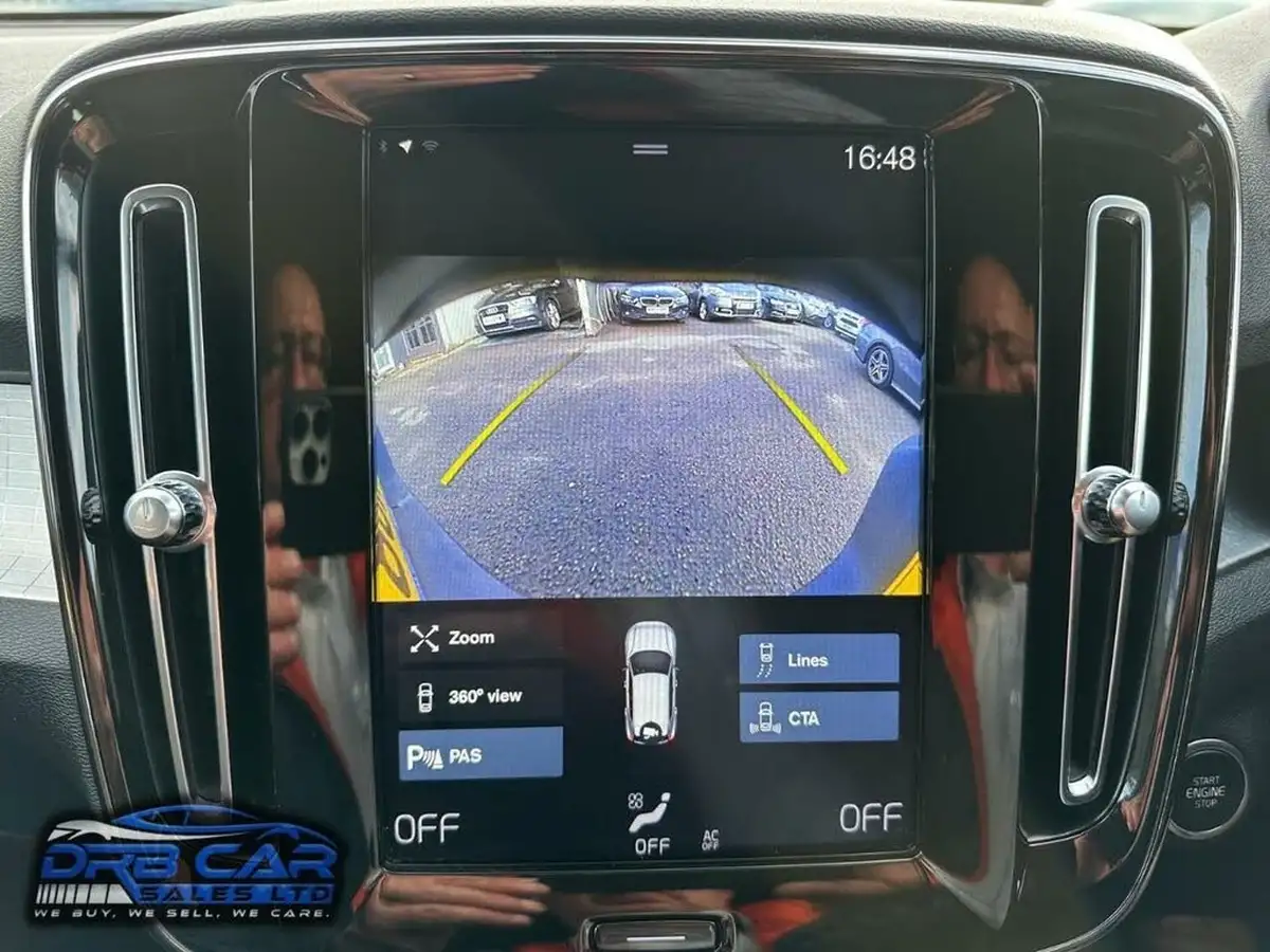 2018-volvo-xc40-20td-d3-momentum-geartronic-big-21