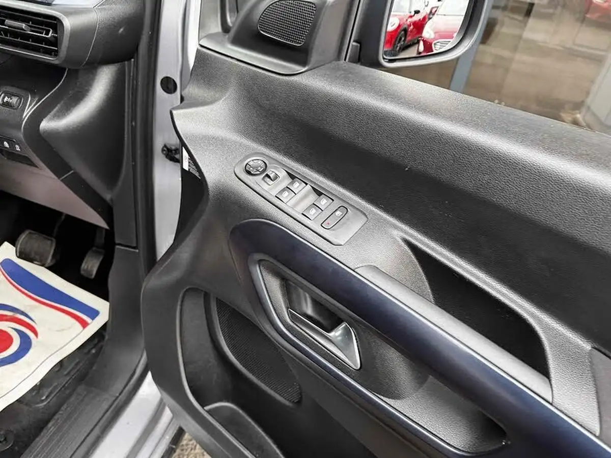 2019-peugeot-rifter-15-bluehdi-allure-130bhp-standardss-eat8-big-24