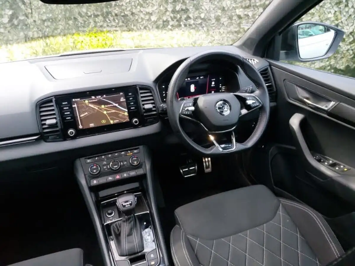 2023-skoda-karoq-20-tsi-sportline-big-10