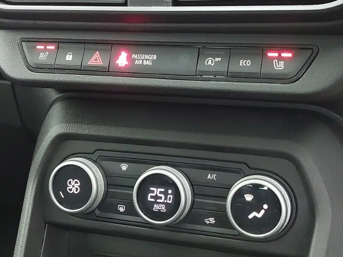 2023-dacia-sandero-stepway-10-tce-essential-90bhp-big-12