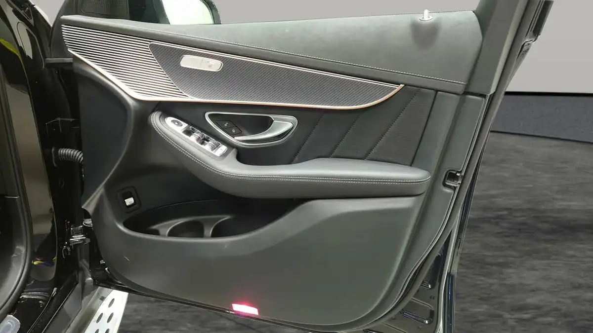 2023-mercedes-benz-eqc-e-eqc-400-amg-line-edition-big-28