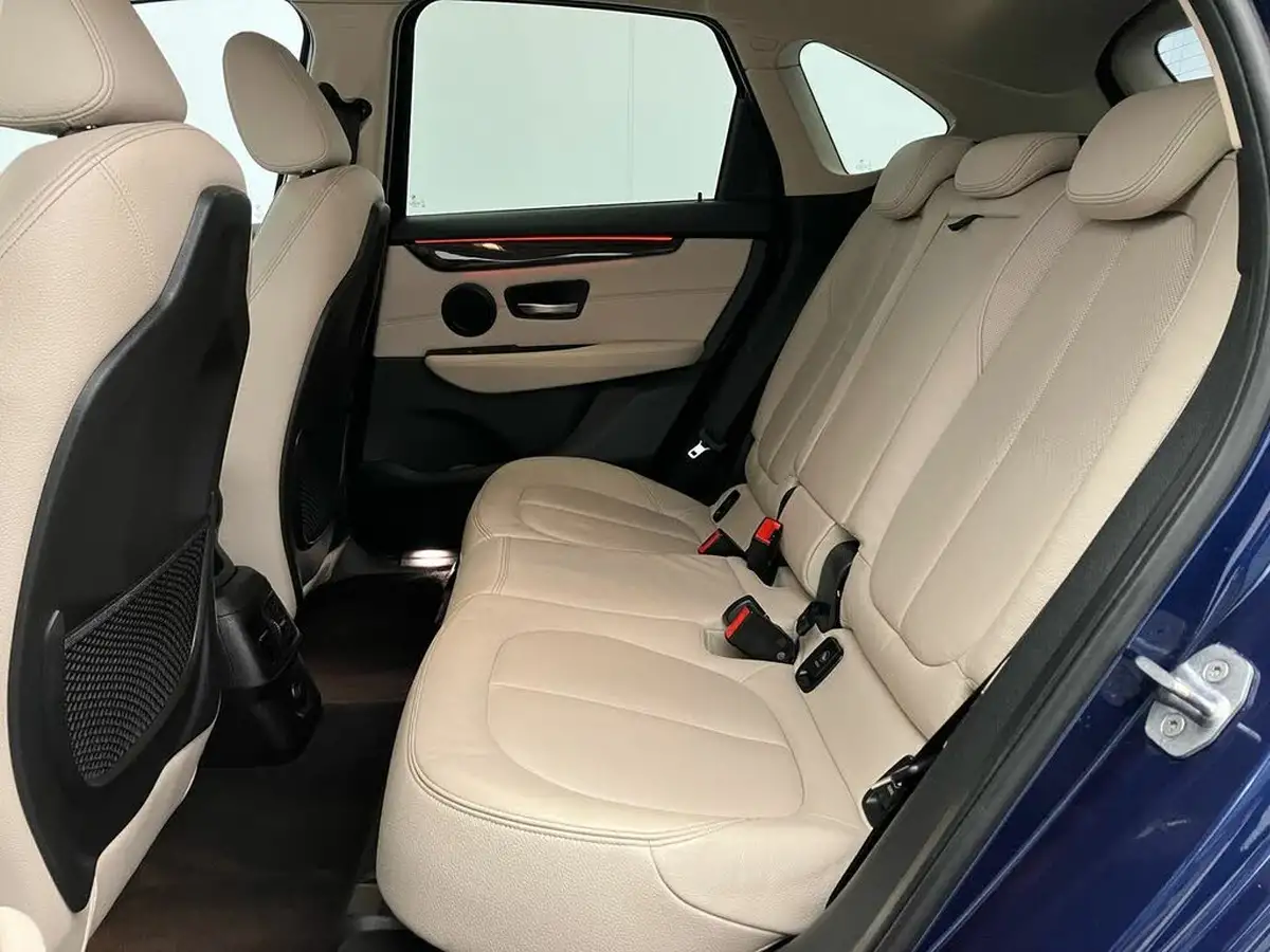 2016-bmw-2-series-big-27