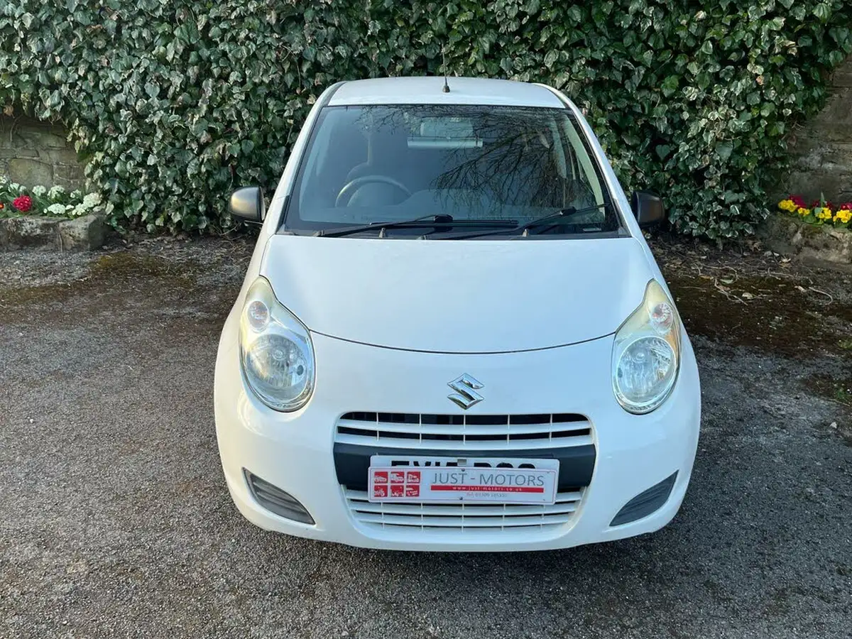 2015-suzuki-alto-10-sz-big-36