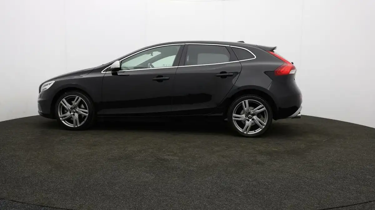 2018-volvo-v40-20td-d3-r-design-pro-big-61
