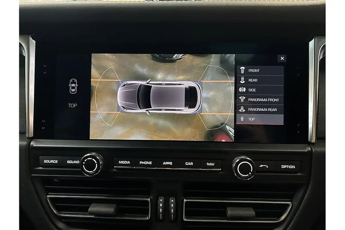 2020-porsche-macan-29-v6-gts-big-12