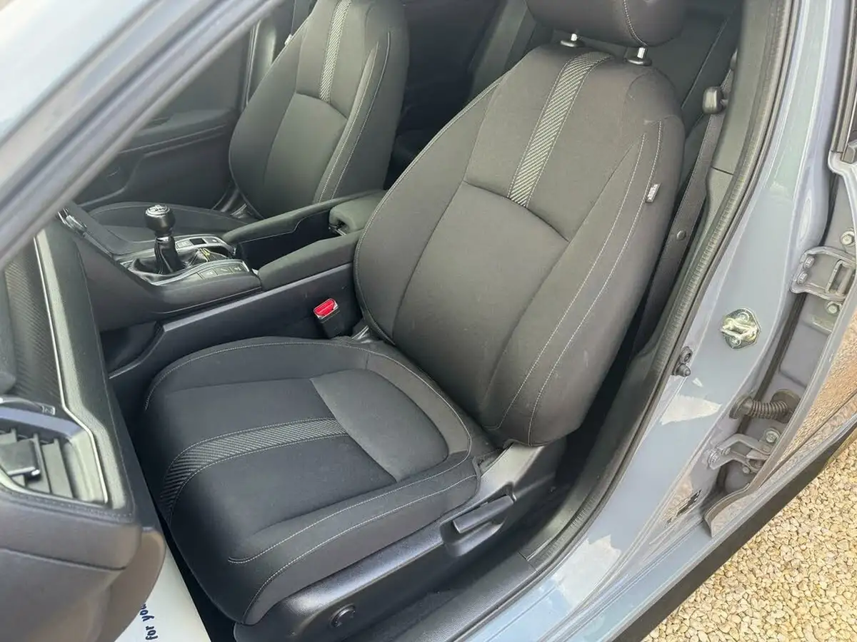 2019-honda-civic-15-vtec-turbo-sport-plus-ss-big-18