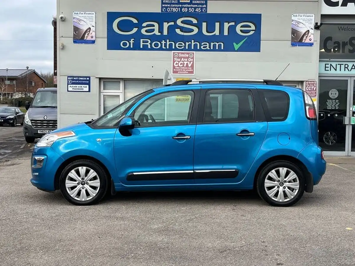 2013-citroen-c3-picasso-16td-exclusive-90ps-big-1