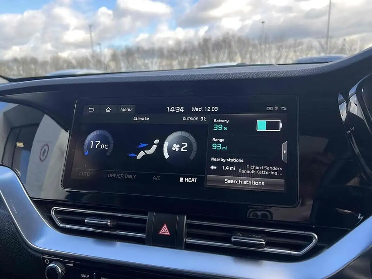 2021-kia-e-niro-ev-4-big-52