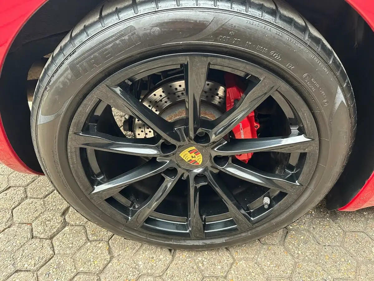 2017-porsche-cayman-718-25-s-pdk-big-31