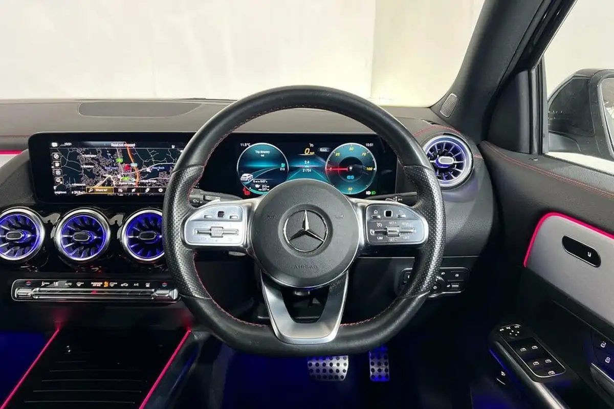2022-mercedes-benz-eqa-e-eqa-250-amg-line-big-19