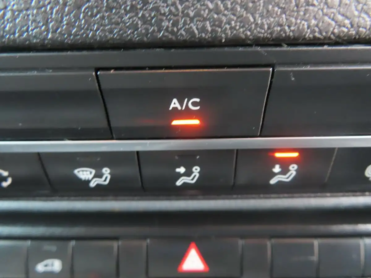 2021-vauxhall-vivaro-20td-3100-l1h1-sportive-120pseu6dt-big-48
