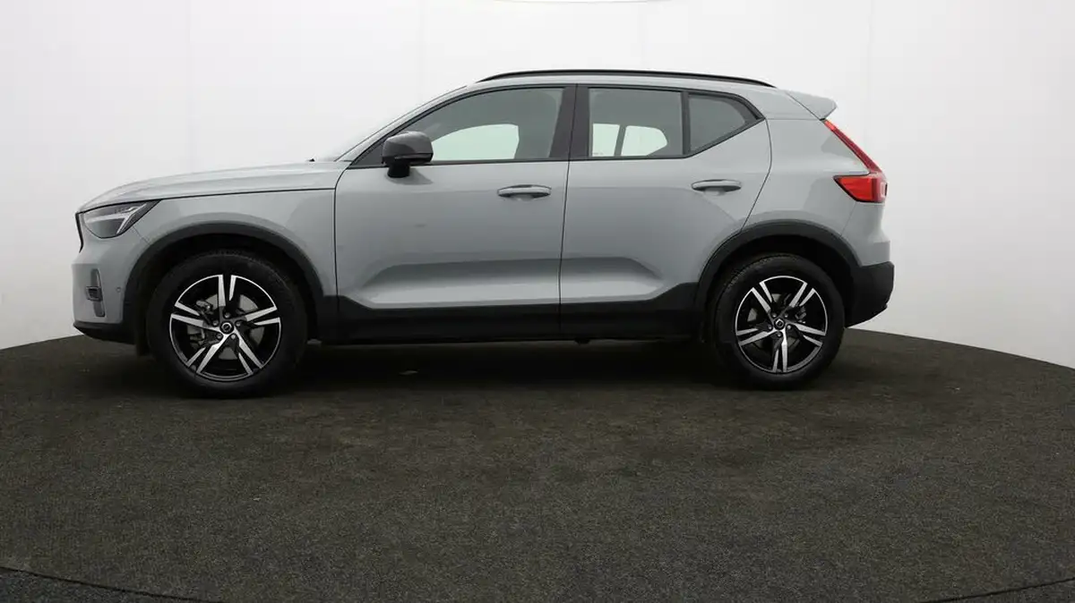2023-volvo-xc40-20-b3-plus-big-65