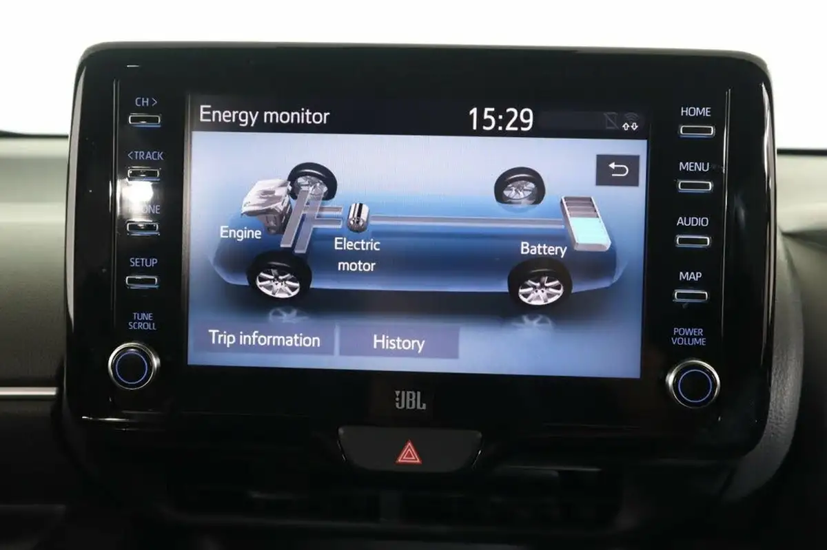 2022-toyota-yaris-15-vvt-i-dynamic-big-35