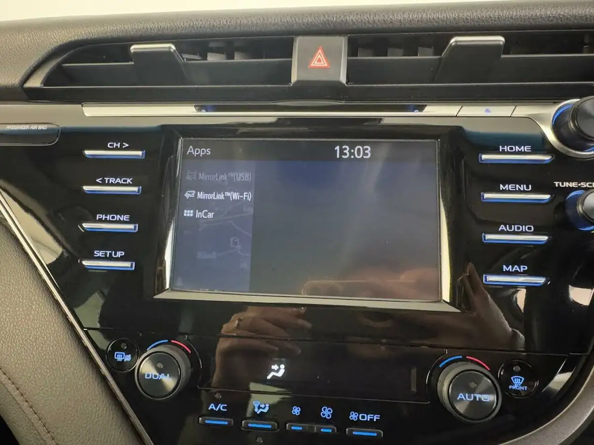 2020-toyota-camry-25-vvt-i-excel-big-50