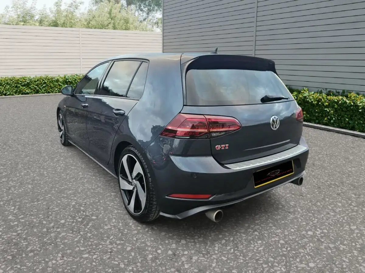 2019-volkswagen-golf-20-tsi-gti-performance-5d-dsg-big-6